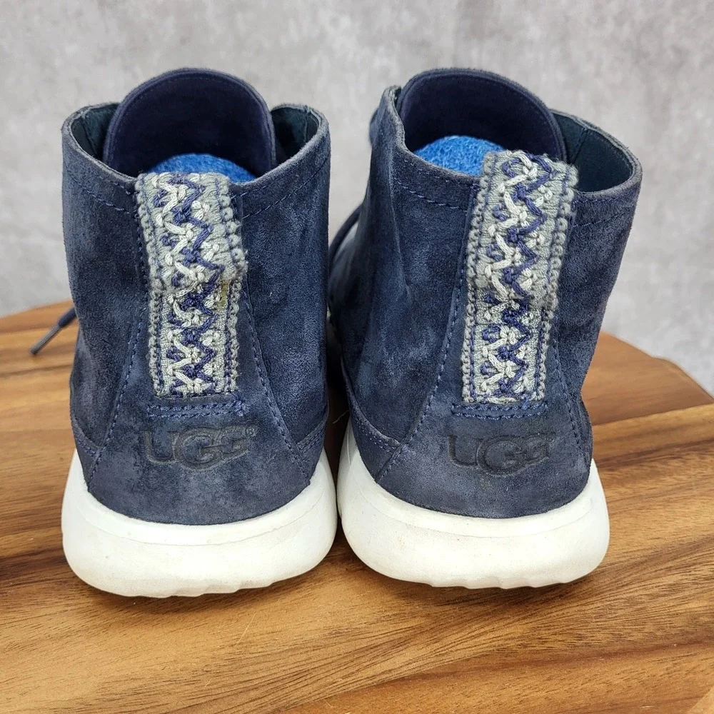 UGG  Freamon Chukka Boots Mens 9 Blue Suede Lace Up‎ Ankle 1007645